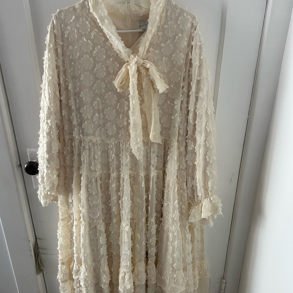 Dainty Jewells Cream Floral Dress